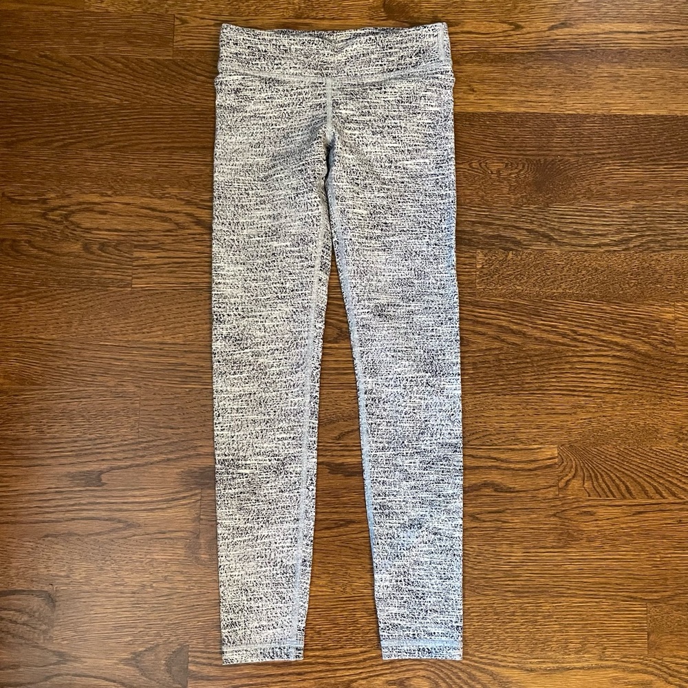 Ivivva girls leggings - size 8